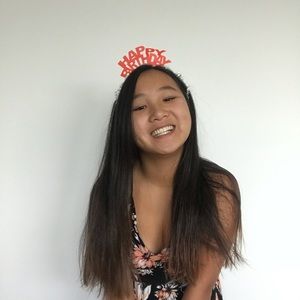 Meet your Posher, Emma